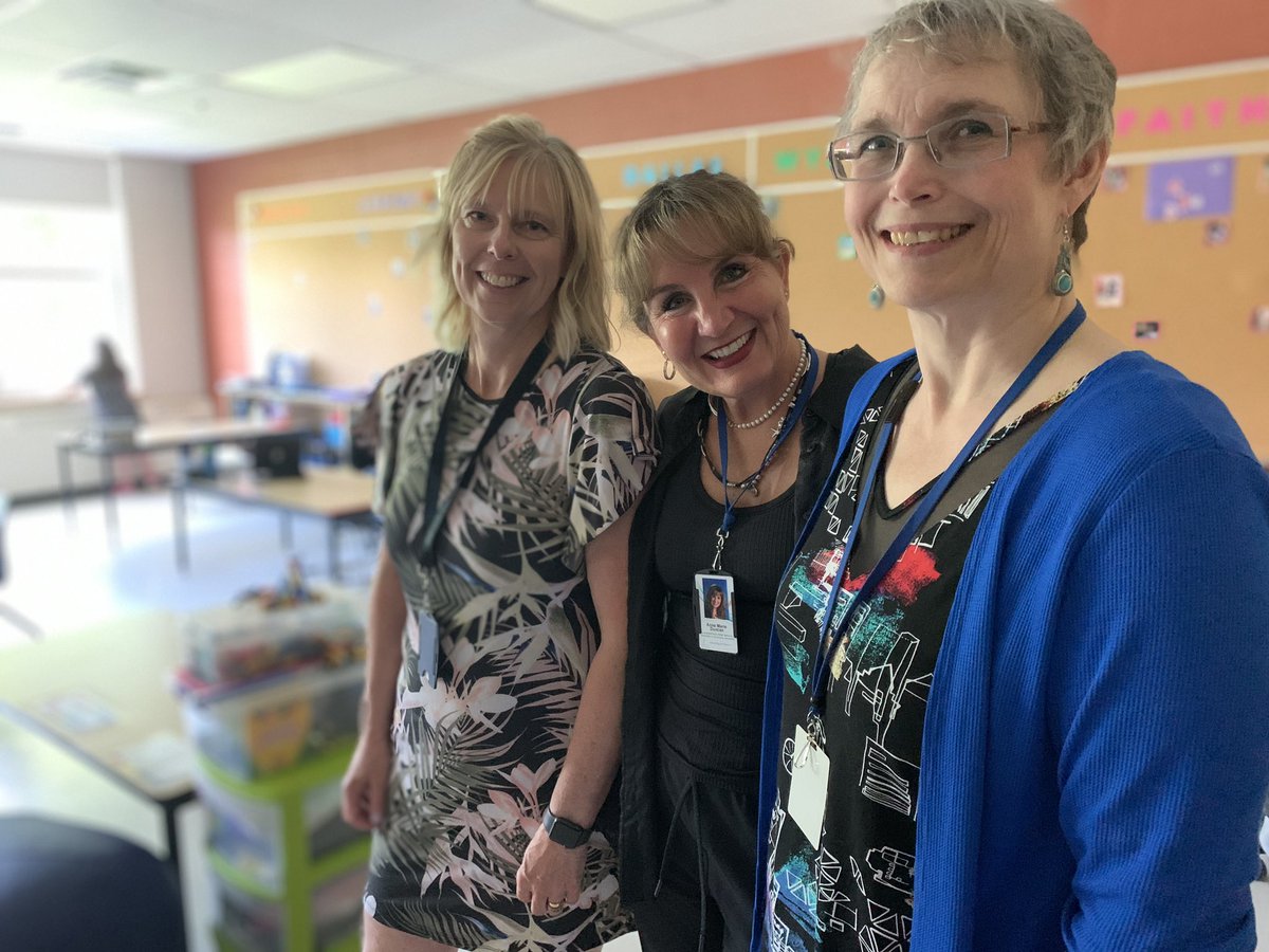 crgummow's tweet photo. Love it when we get to showcase our amazing school to some of our fabulous friends!  Thanks for visiting our new primary communication class @AnneMDuncan @jainejeninga @shuttsjo! You are always welcome here. @kprschools @KPR_SEAC https://t.co/YkUcoN1JHq