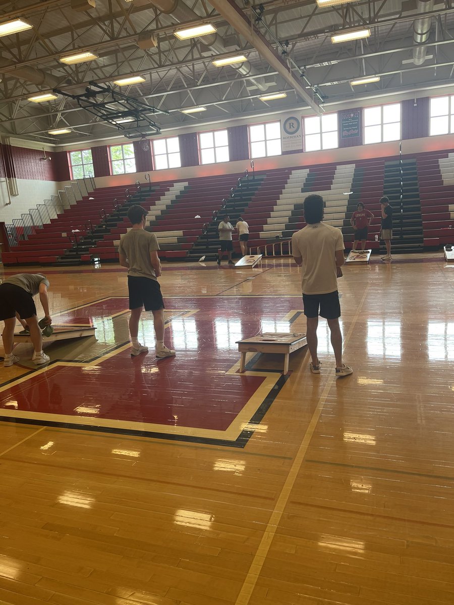 It was a great time yesterday celebrating the end of the year with pizza, music and playing some cornhole. We want to thank our senior club members for helping kick start our club and supporting our events!