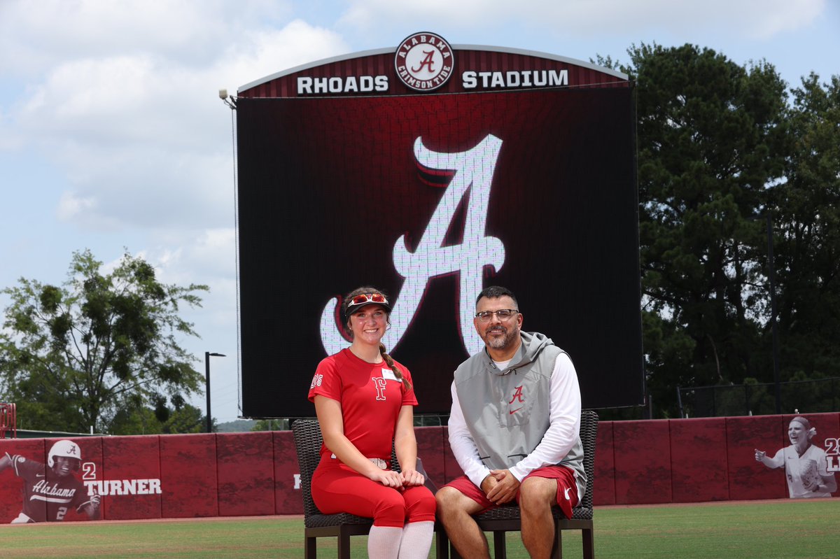 Had the best time at the Alabama Softball Camp this week! Getting to play in the stadium was an experience I will never forget, and I grew so much as a player! I can not wait to use the things I learned in my upcoming tournaments! <a href="/AlabamaSB/">Alabama Softball</a> <a href="/UACoachMurphy/">Patrick Murphy</a>