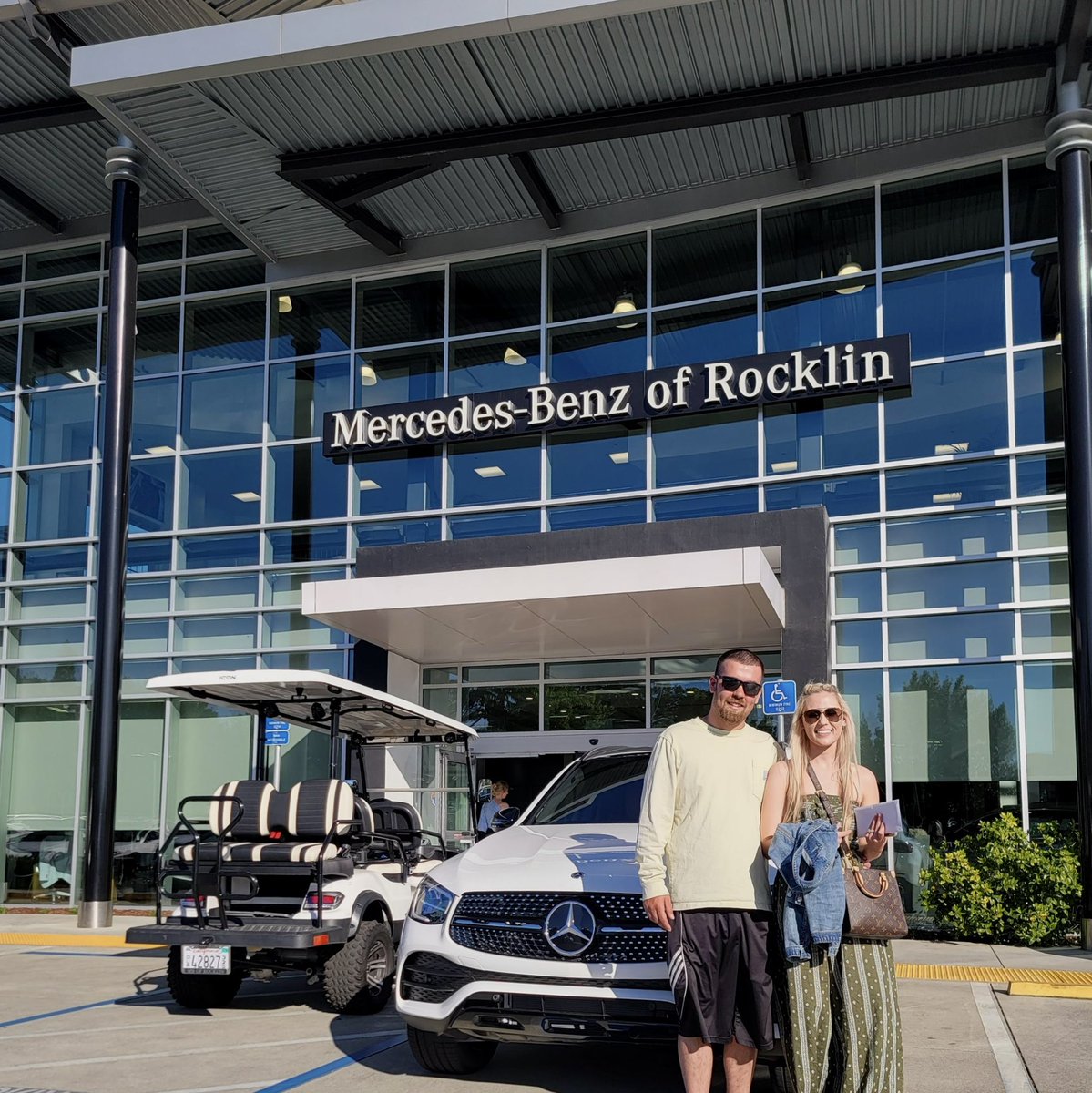 Congratulations to Megan and Bailey on their first Mercedes-Benz! Welcome to the Von Housen Family and happy driving! 🥳

Ask for Micah at your next visit. 

#MercedesBenz #NewCar #VonHousen #HappyClient #newmercedes