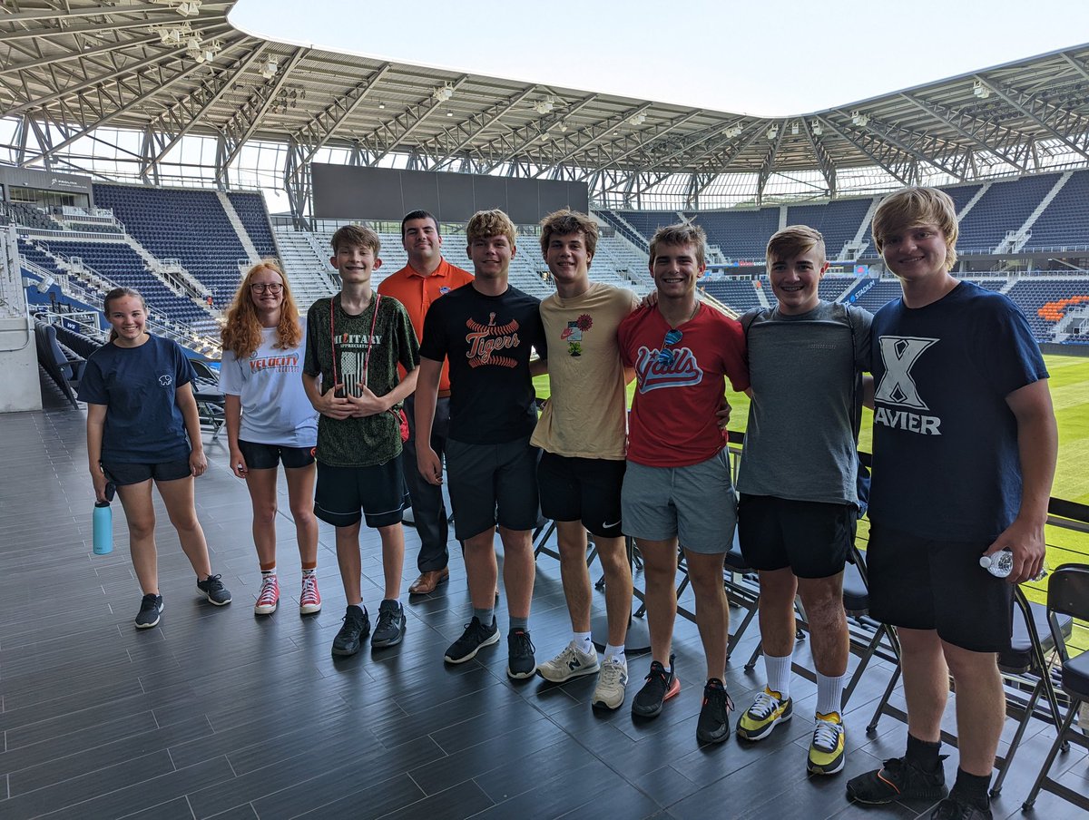 Loveland Career and College Counseling tweet media