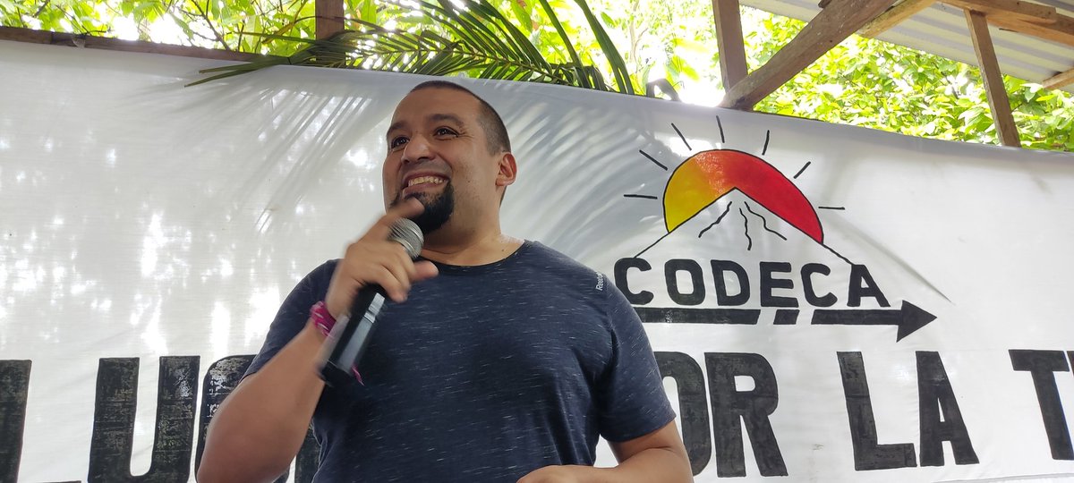 GtCodeca's tweet photo. Saludo a CODECA en su aniversario, fui jefe de la SAT, les cobramos impuestos a los empresarios, como tenía que ser. Por eso me odian, tengo 25 denuncias, no robe ni un centavo. Francisco Solorzano Foppa. https://t.co/2cl1Z9whPl