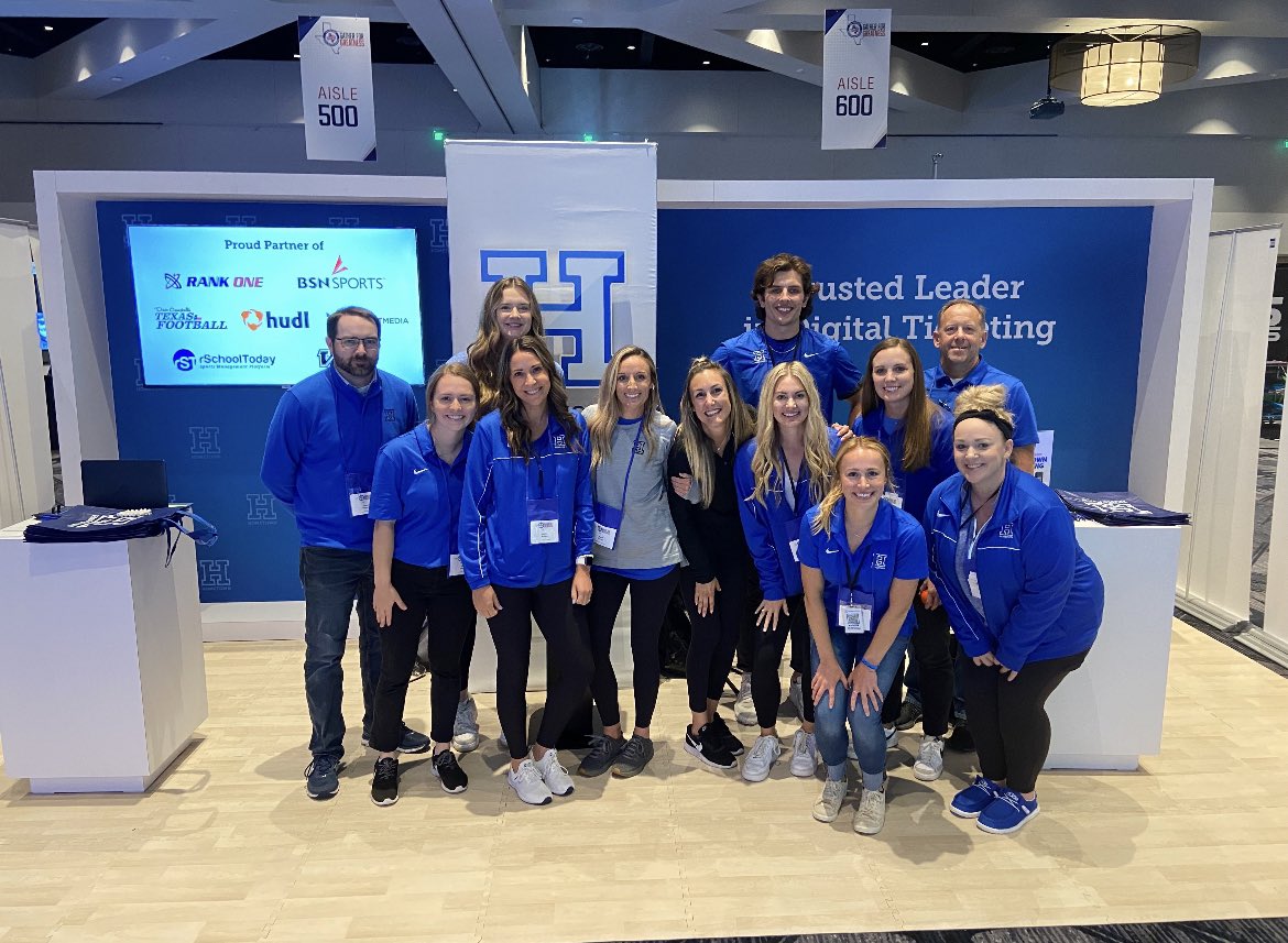 KaitlinMcCann43's tweet photo. βDo what you love and call it work!β
Thankful for this hardworking @HomeTownTix crew and everything they did to make the #THSADA22 conference a success! We had a great time with our partner schools and meeting new prospects. π
See you at the Fall Forum @OfficialTHSADA! https://t.co/9fsFipPIxX