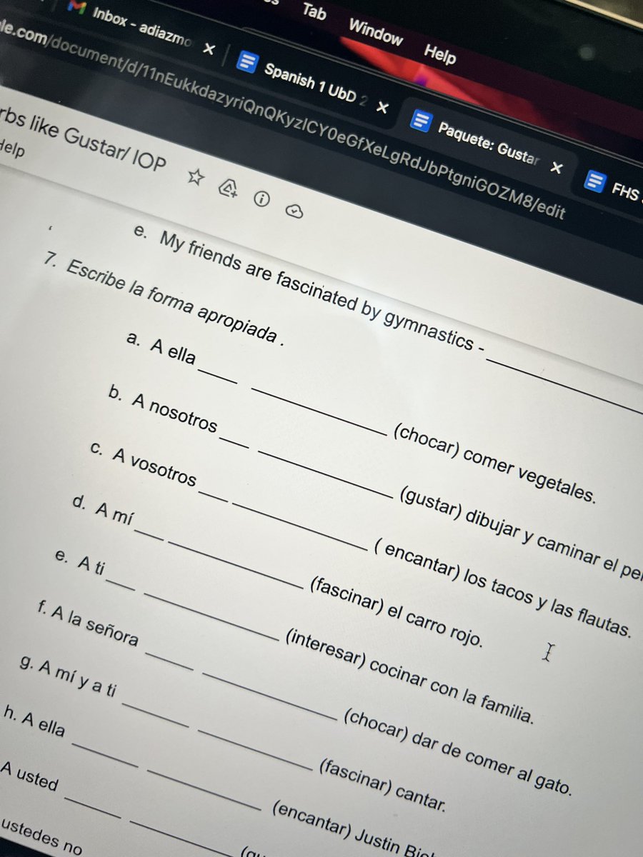 Amanda Diaz tweet media