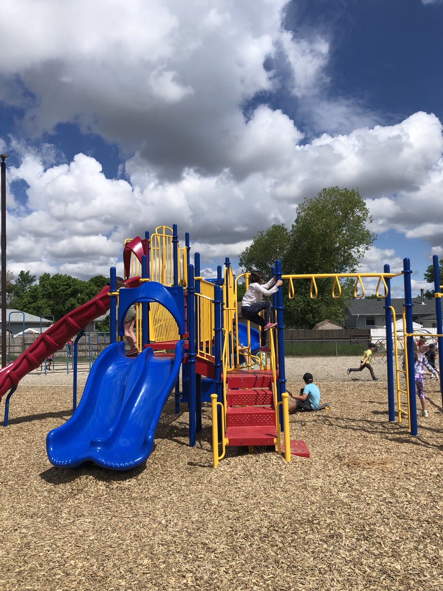Primary play day was a success! Our student leaders were absolutely amazing &amp; the younger students had so much fun!! Thanks to Ms. Goulet for organizing this awesome event. #fun #doingourbest #play