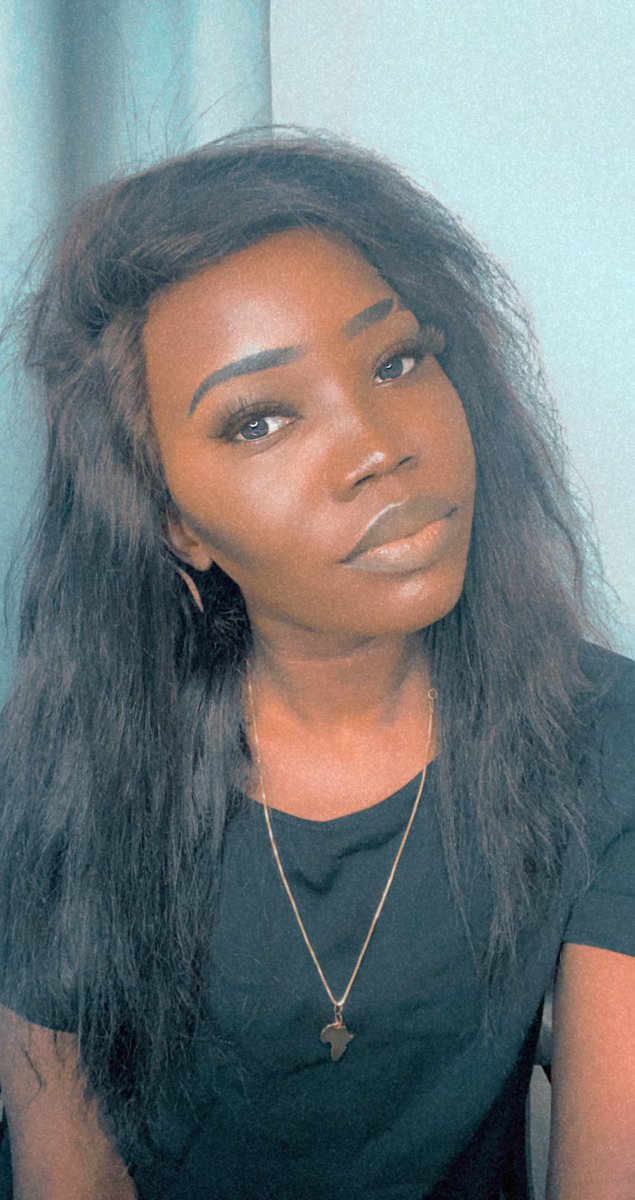 neeceelexy's tweet photo. To Smile π or Not to Smile π #SSOT #neeceelexy #tuesdayvibe #AfricaToTheWorld #AfricaDay #BlackTechTwitter #bossbebe #contentcreators https://t.co/pOAAUSVCr7