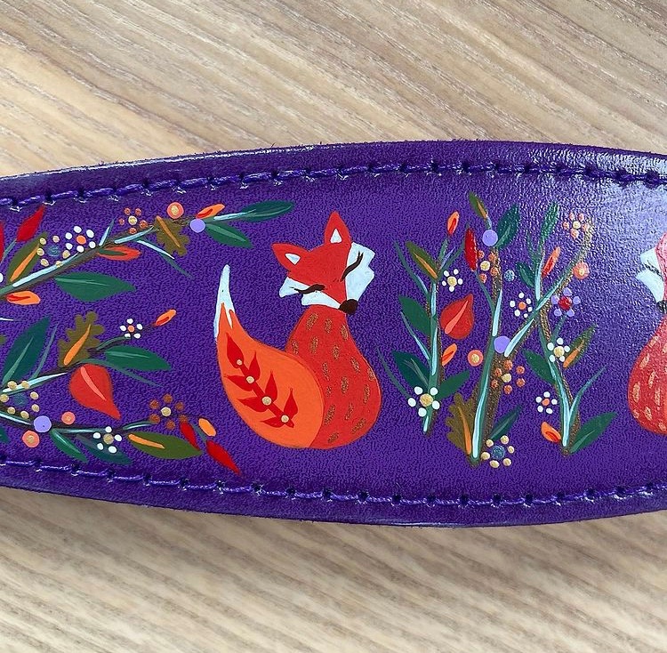 Little fox in the foliage…💖 #foxoftheday