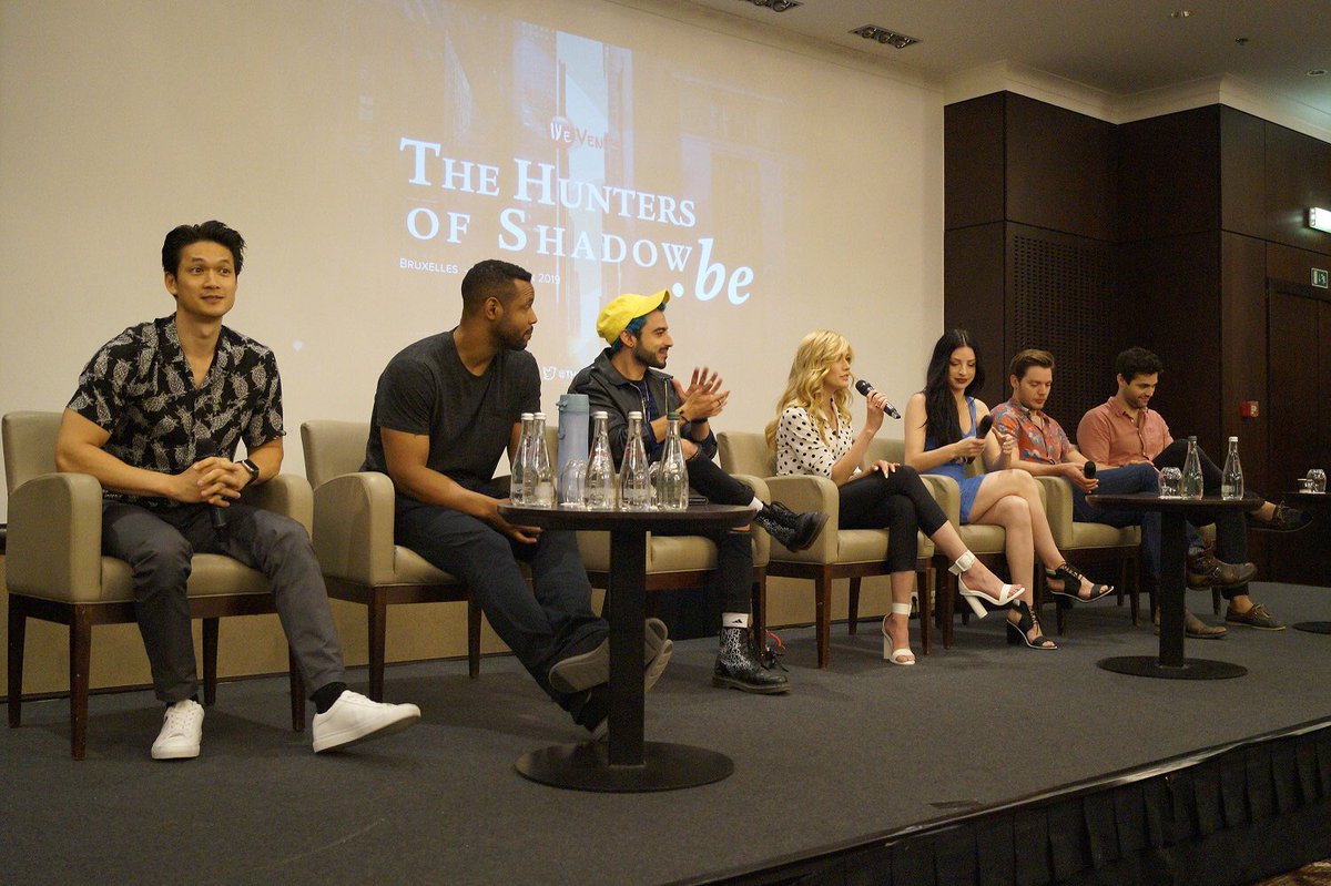marykatefolan's tweet image. Day 14 ~ Fandom Memory #celebrateshadowhunters SO SO many, the live tweeting during shows, the GCs we had, probably most is #thos2 and many subsequent cons and meeting/making so many great friends, that part isnt over, we’re STILL making memories &amp;amp; we will continue #Shadowhunters
