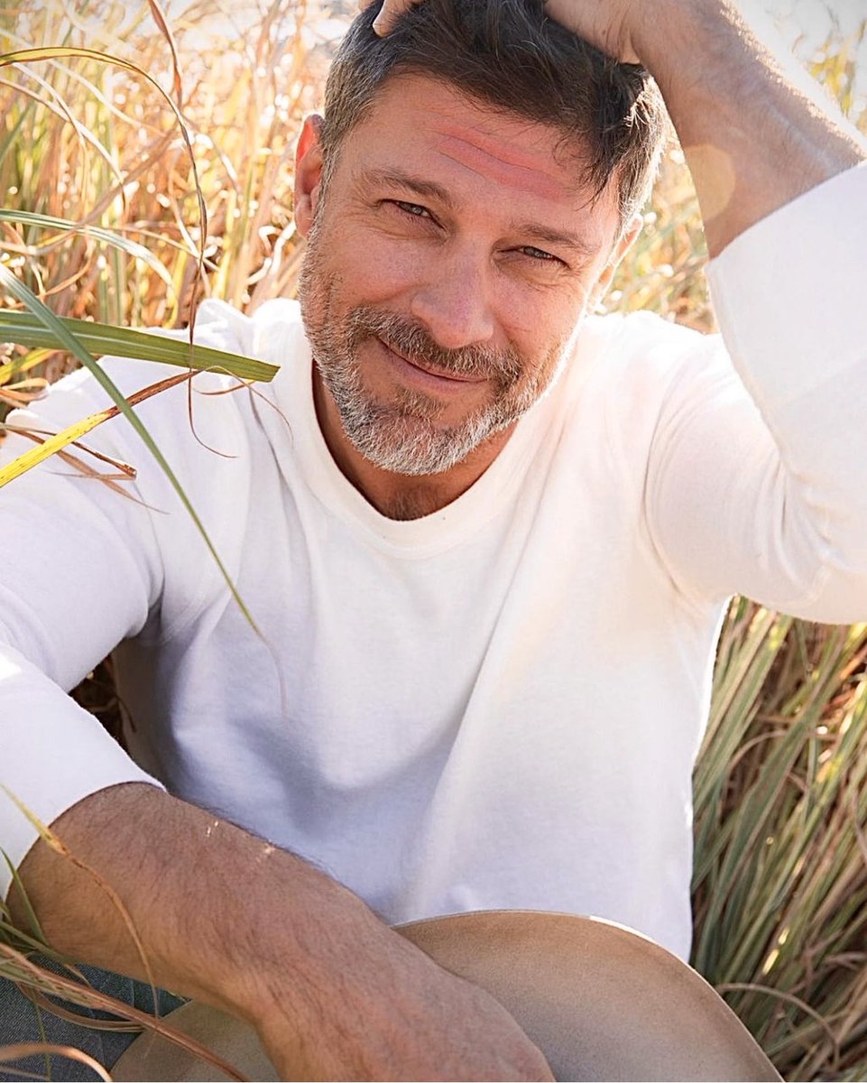 Greg Vaughan tweet media