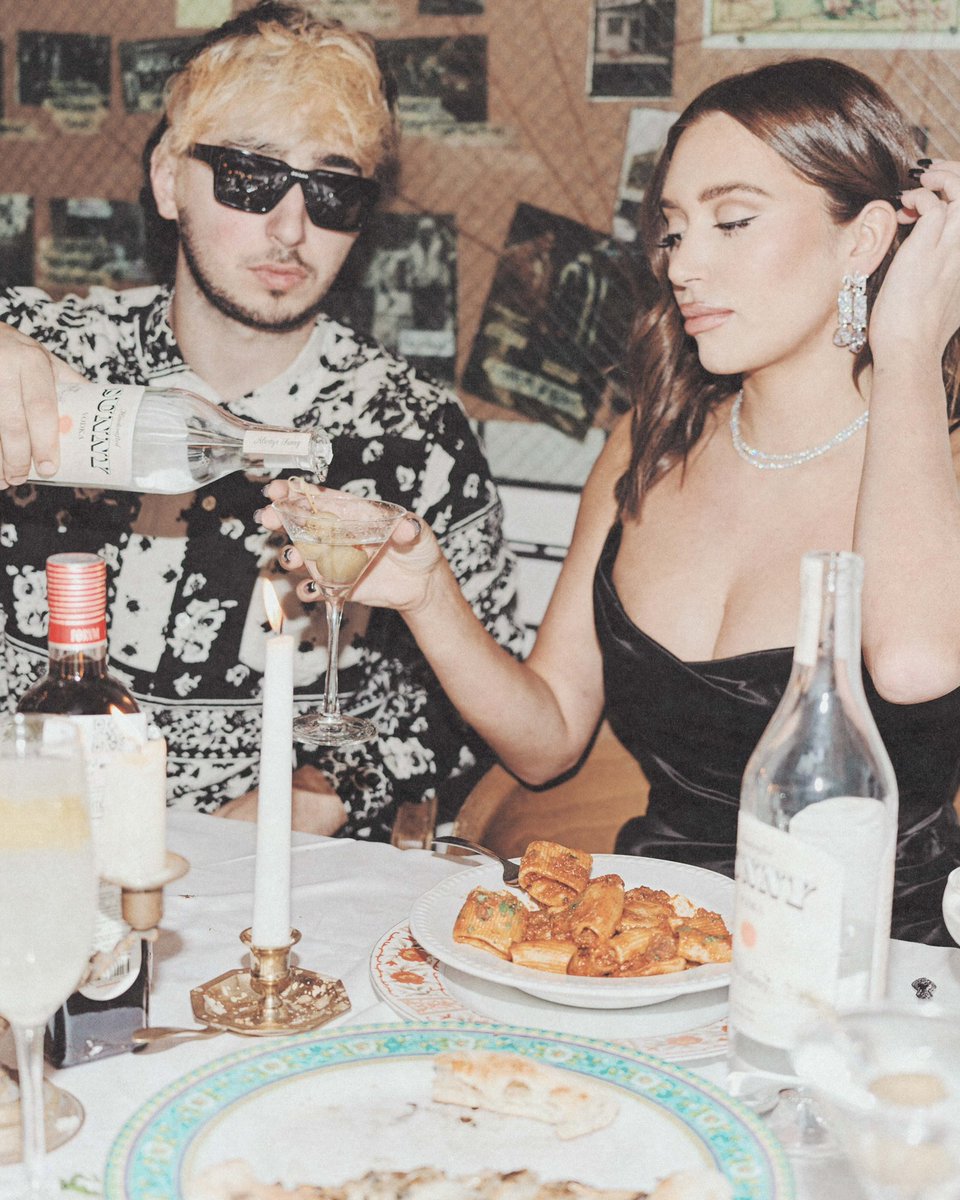 sunnyvodka's tweet photo. Birthday weekend for Stas &amp; Zack https://t.co/KNjBQp1Y34