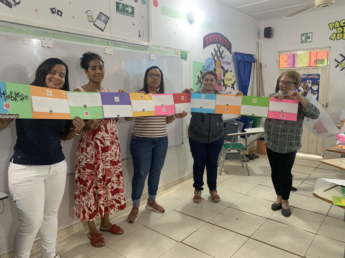 Tatiana17252352's tweet photo. #Losinfaltables♥️ @Mineducacion @EdgarEusse @SecEducacionAnt @Daz4Grace #IERSanMigueldelTigre #Ciclouno2022 https://t.co/Ao2XvdSBRU