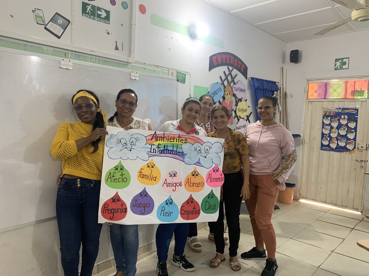 Tatiana17252352's tweet photo. #Losinfaltables♥️ @Mineducacion @EdgarEusse @SecEducacionAnt @Daz4Grace #IERSanMigueldelTigre #Ciclouno2022 https://t.co/Ao2XvdSBRU