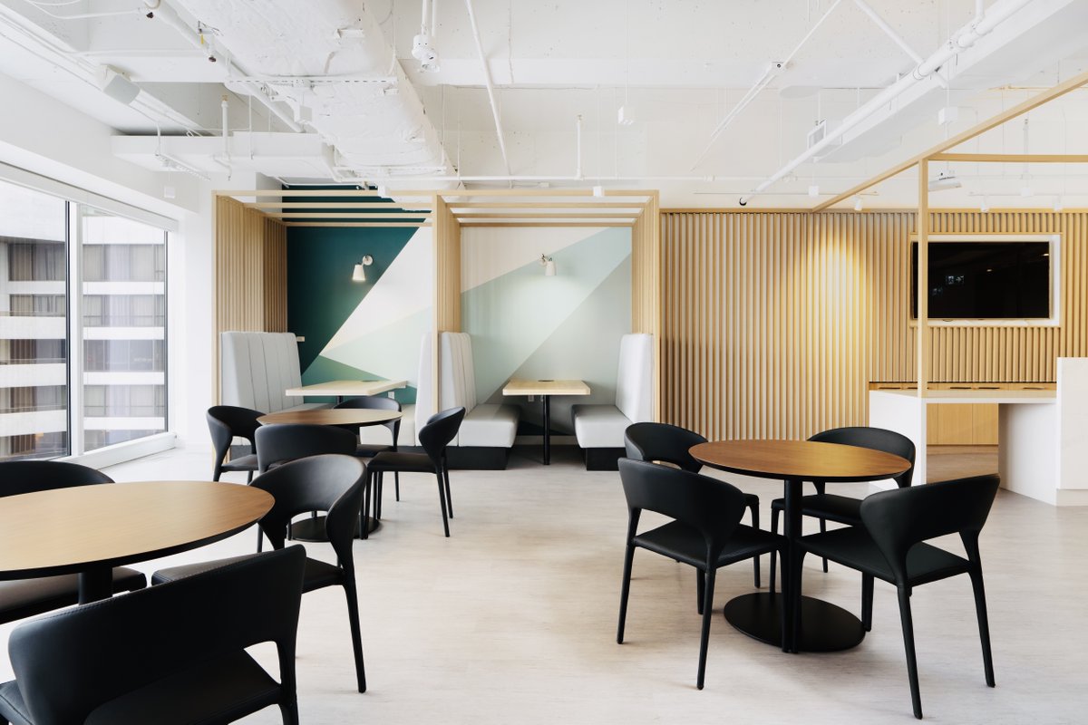 Intentionally designed workspaces set teams up to feel focused, energized, and ready to do their best work. Spark your team’s creativity with iQ-inspired design.
​
Book a tour now, and see our designs yourself.