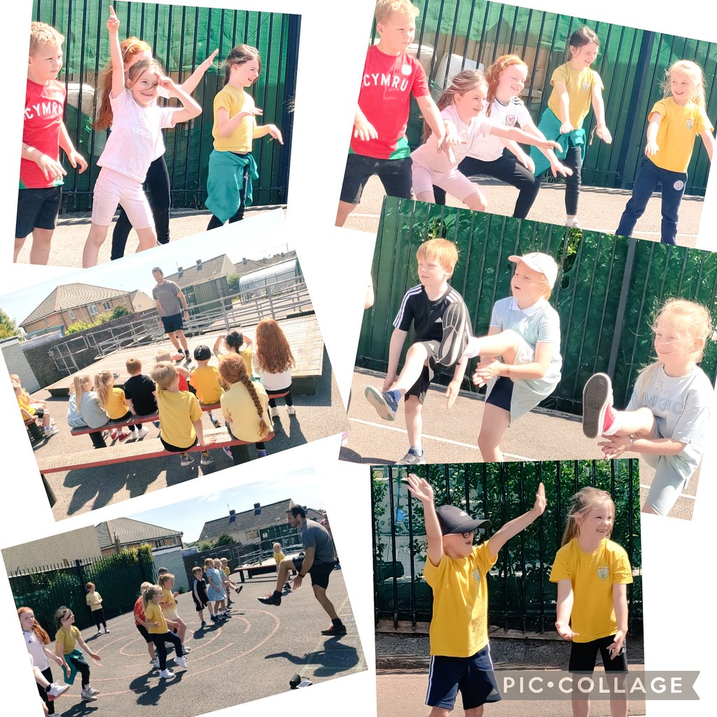 Everyone enjoyed the performance. Everyone enjoyed the performance