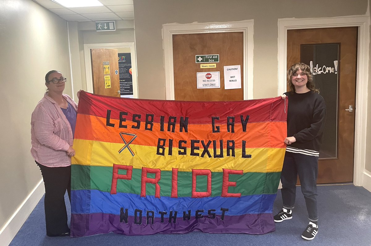 FoylePrideFest's tweet photo. Our Chair Kathleen and @WillisEimear from @TRPNI with the original flag that was used in the 90βs
This flag will be on display at our βOutside the Closetβ exhibition happening during #foylepride22
If you would like to share your #comingout story, please get in touch. π³οΈβππ³οΈββ§οΈ https://t.co/z6W6fP7Rgv