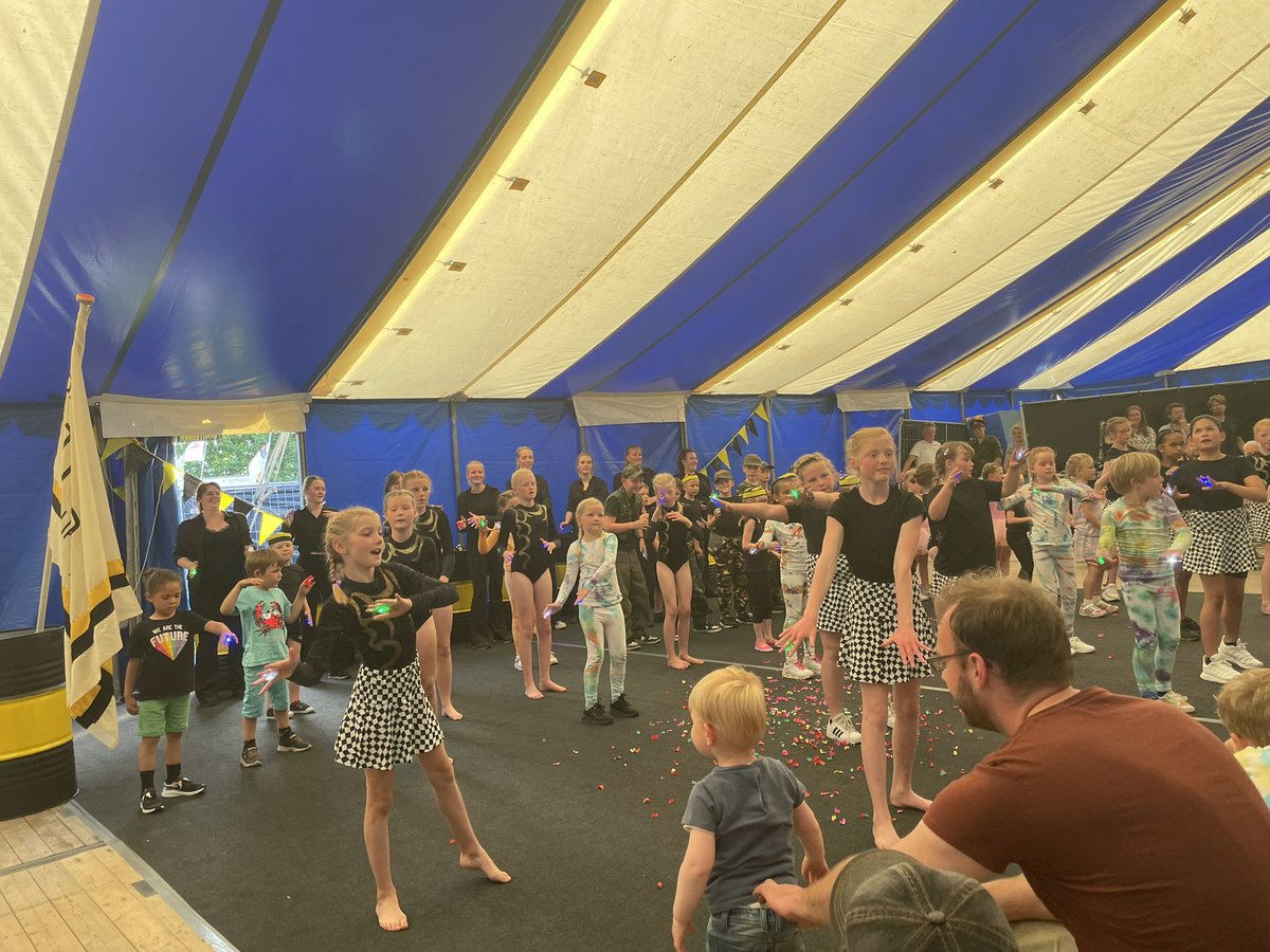 Ellen van Selm tweet media