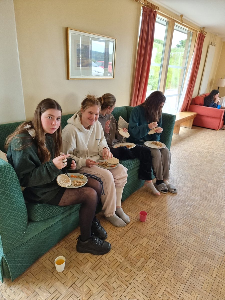 AmpColl_StM's tweet photo. Thankyou Fr Kentigern for cooking a fabulous Caribbean supper for the girls. https://t.co/YRQ2q3ifkk