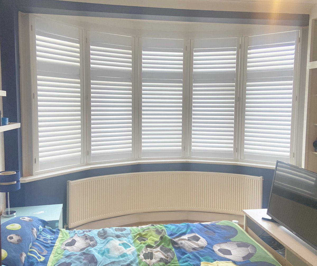shutters2013's tweet photo. 35% Sale Now On - thank you for your order. We are glad you are happy with your new Full Height Hardwood Plantation Shutters with mid rails &amp; Bay Window Lintel Cut Outs, fitted by us in #Walthamstow , #E17

Call us on 020 3418 8877 to arrange a free survey. https://t.co/cry6z4IXHz