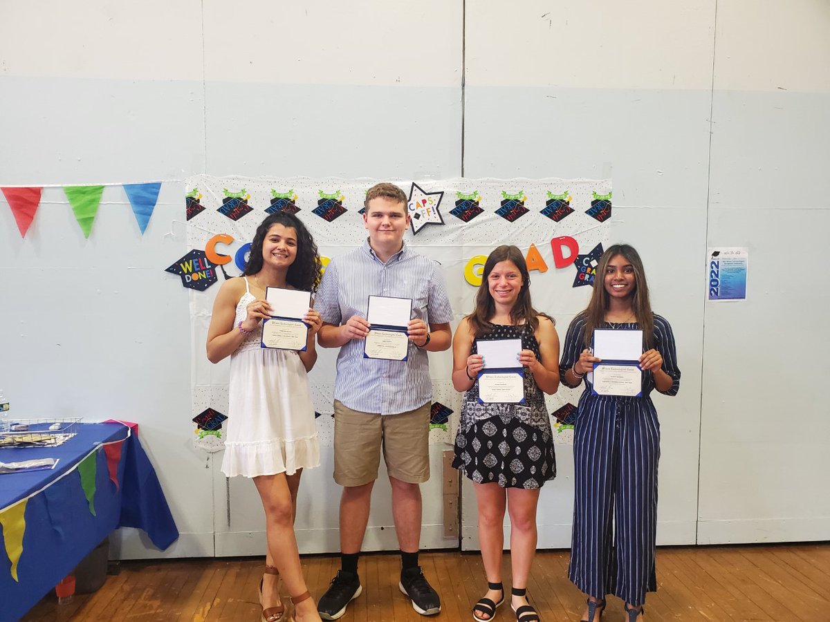 CommackSchools's tweet photo. Today, four CHS students were recognized at the Wilson Tech Huntington Ceremony. Congratulations to Angelyna M., Aidan C., Gianna D. and Alisha A.! #CommackHighSchool #WilsonTech #CommackSchools #SmallAnimalCare #ComputerSkills #BusinessSkills https://t.co/XGsgWhu4Yv
