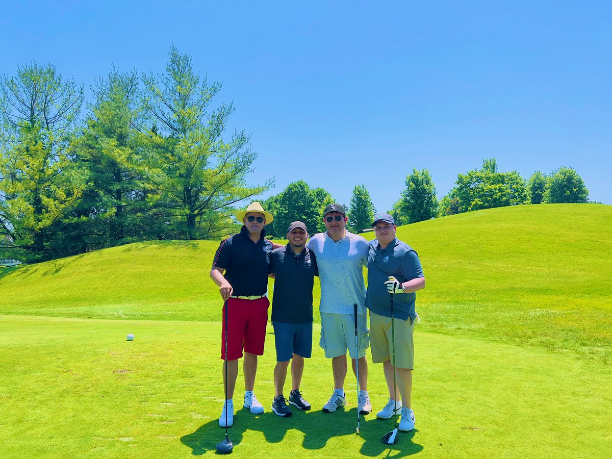 mpgoose24's tweet photo. Although it was about 115 degrees outside yesterday for the 2nd annual #gripitandsipit golf outing at @SevenBridgesGC we definitely had a great time @ESPNChicago @windycitygabe #golfcrew #sevenbridgesgolfcourse #dunkaroo 😂 https://t.co/KwA7TN4HzD