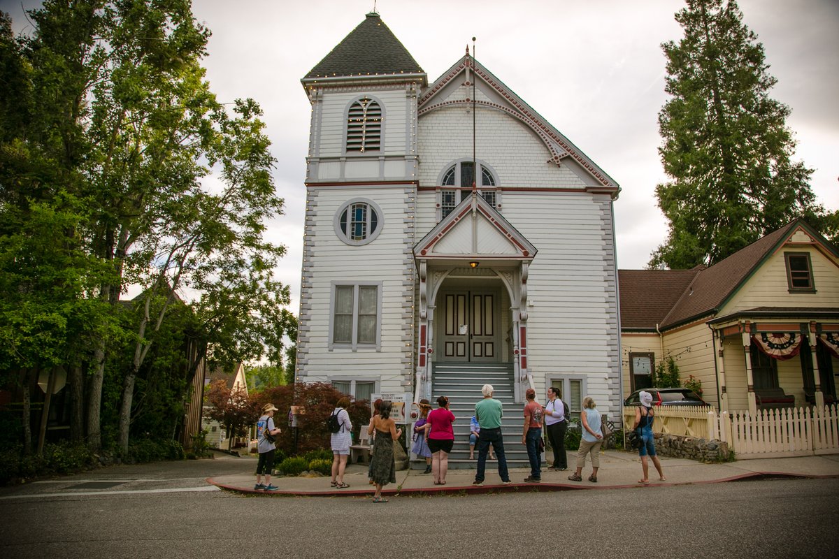 Outside_Inn's tweet image. Thanks to those of you who joined us on this month's Folk Trails Hiking Club meet up, we'll see you again in September for more fun local history. #NevadaCity