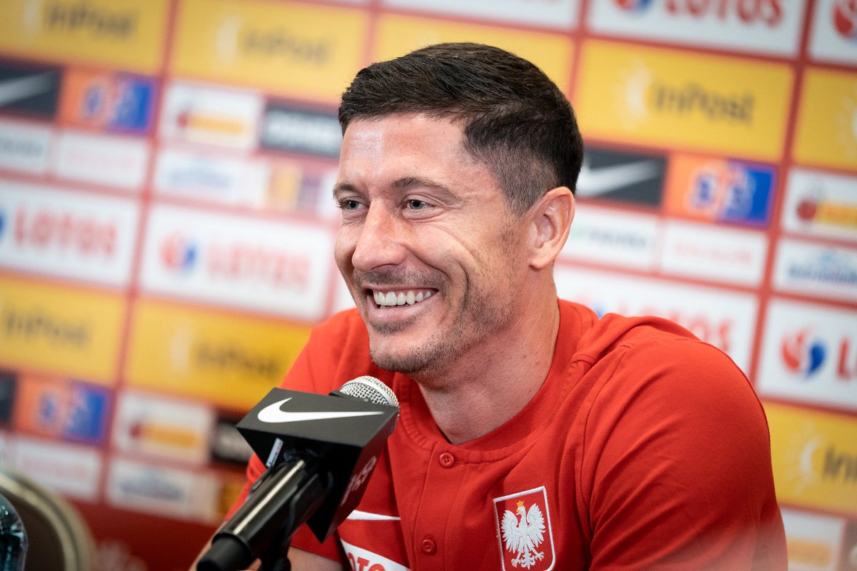 Sam 🇳🇵 on Twitter "RT MirrorFootball Robert Lewandowski told Arsenal