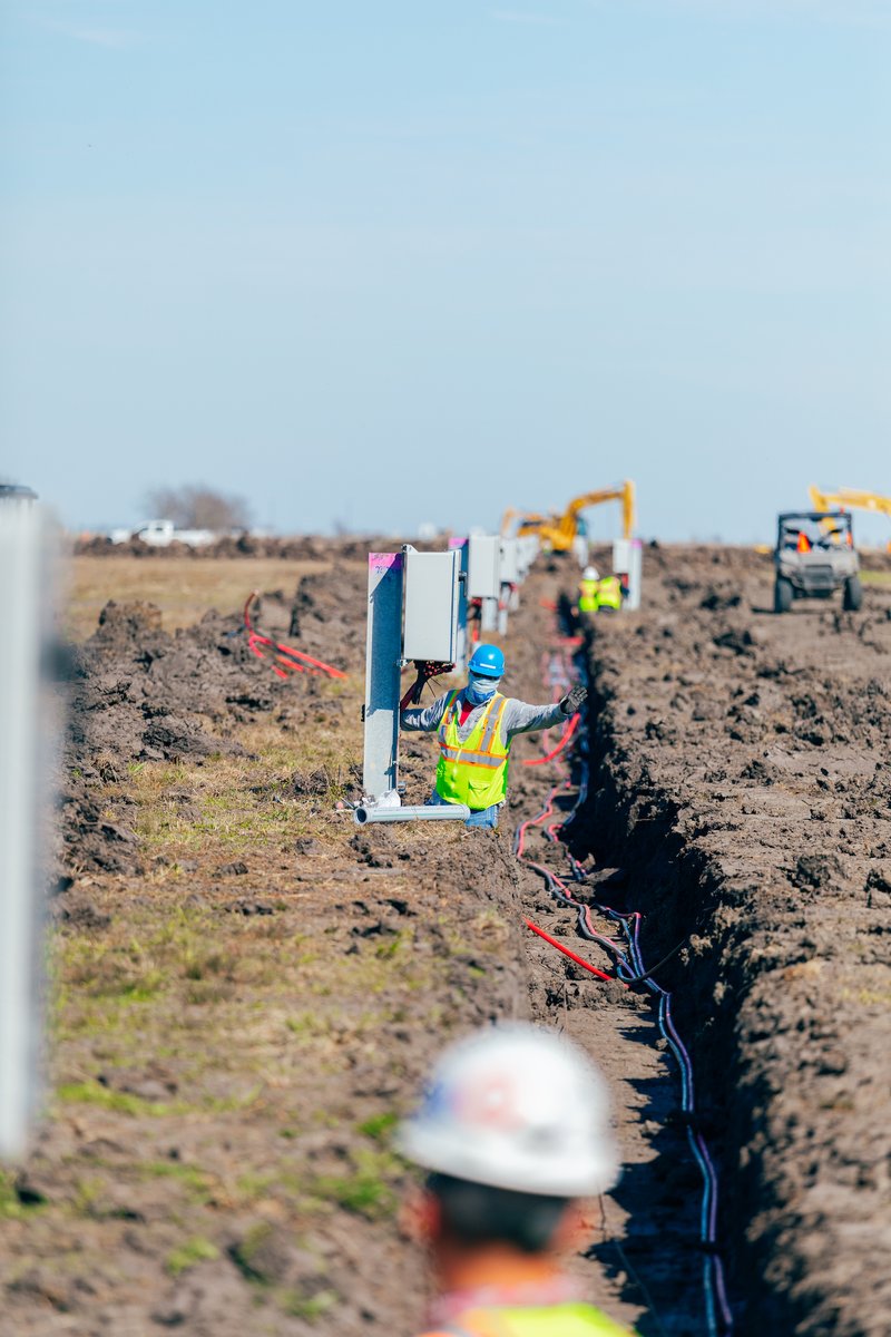 WanzekConst's tweet photo. Teamwork up and down the line.
#TeamWanzek #BleedBlue #converterboxes #solarfarm https://t.co/SptRs3oHBh