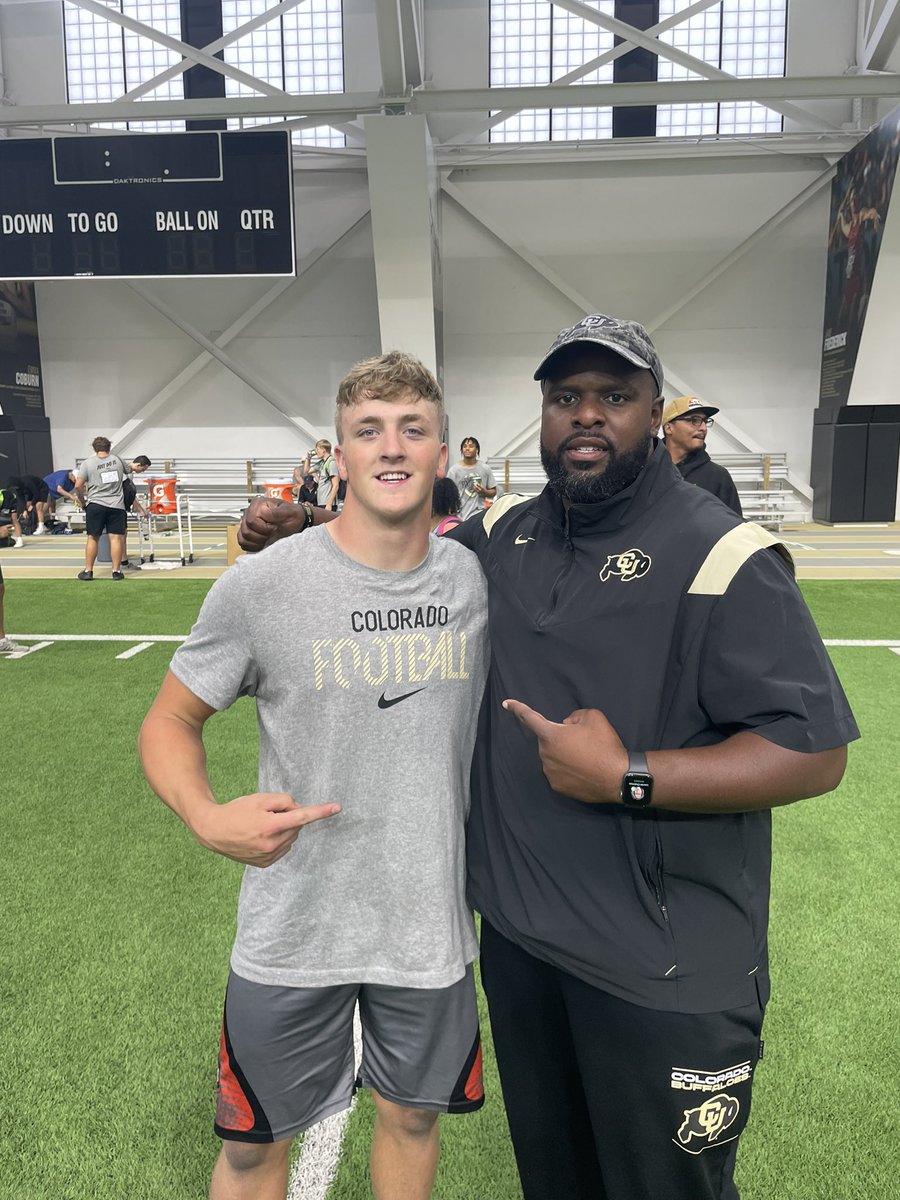 RusherPepper's tweet image. Huge shout out to these coach’s for the great camp and coaching. I am very thankful to have had the chance to preform in front of these men and receive great advice. @djbryant13 @CoachGChatman @CoachCowsette