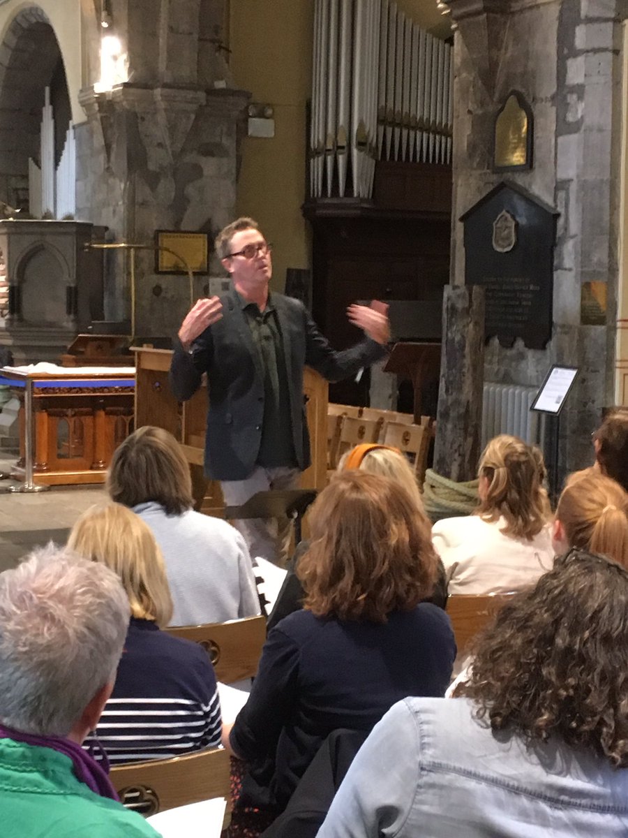 SingsGalway's tweet photo. We finished off our term this evening with a workshop with the excellent @dekesharon in the sublime setting of @StNicholas1320 #SweetDreams #LoveChoral https://t.co/kAPOv9F8fb