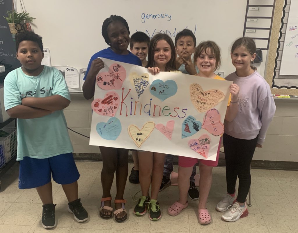 Our Social Emotional Learning focus this week has been “kindness”! ❤️ #summerscholars2022 #sumnerachieves
