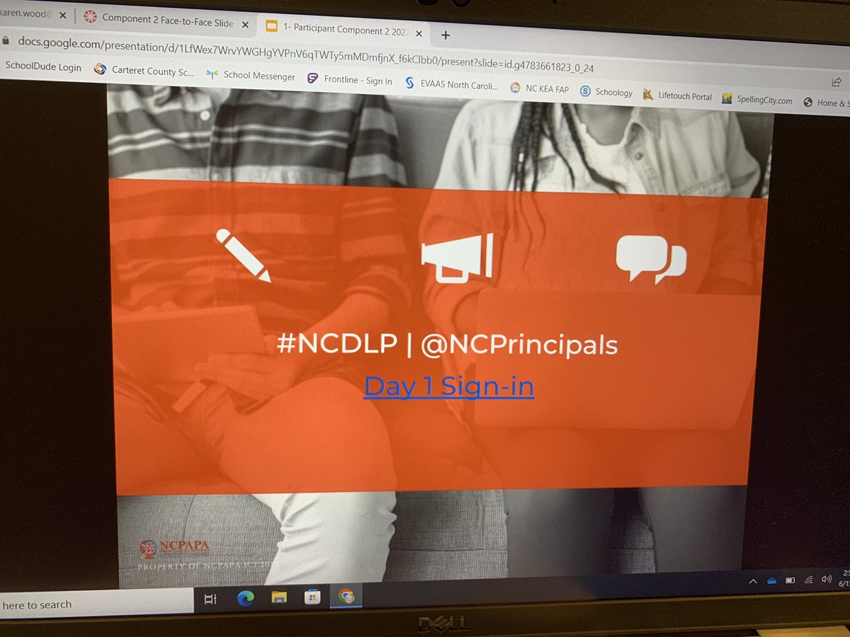 Karen Wood tweet media