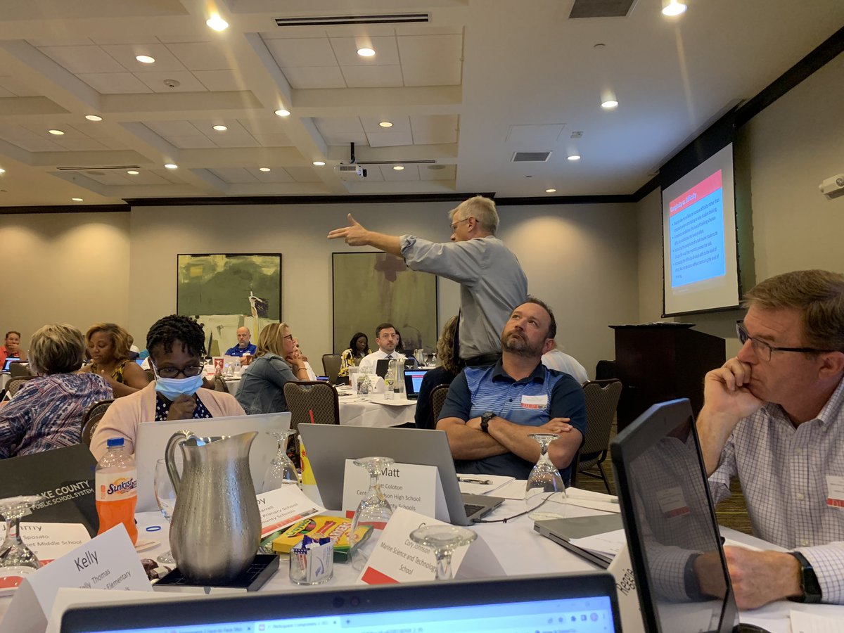 Karen Wood tweet media