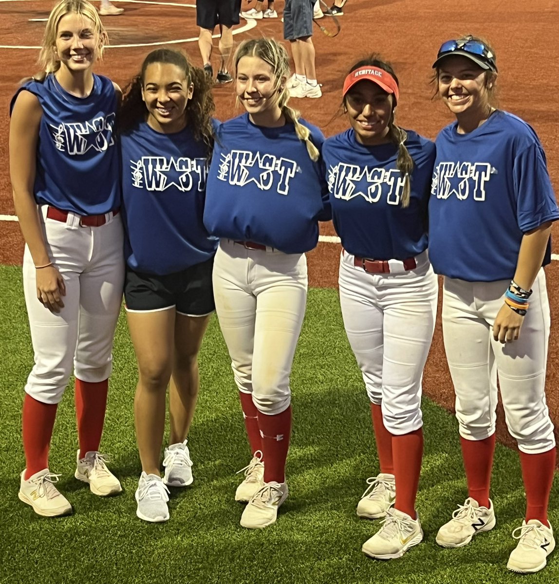 MHHS Softball Booster Club tweet media