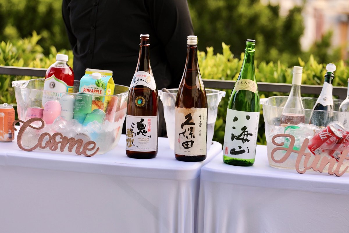 On June 3rd, Ohayo celebrated our pre-launch party with friends, food, drinks, products, and more! It was a great honor to celebrate this special night with our friends Cheryl K, Devon Diep, and Alice Shyu. Stay tuned for more details on our upcoming products! #beauty #cosmetic