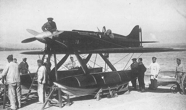 ron_eisele's tweet photo. 16 June 1931. First flight of the Macchi-Castoldi M.C.72. Italian racing seaplane designed for the Schneider Trophy race. https://t.co/zsMJ2KjTxh