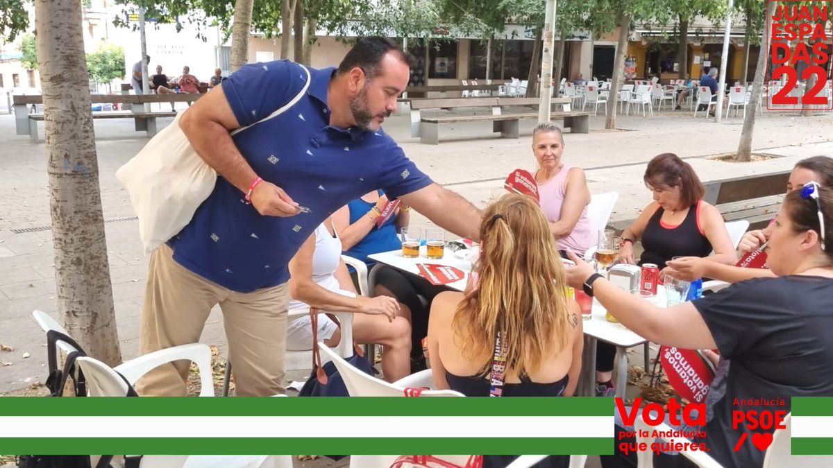 Calle a calle, barrio a barrio, explicando a los cordobeses y cordobesas nuestras propuestas para que Andalucía vuelva a poner a la gente en el centro de sus políticas y recupere la calidad de los servicios públicos.

#AndalucíaQuiereMás #SiVotamosGanamos
#VotaPSOE