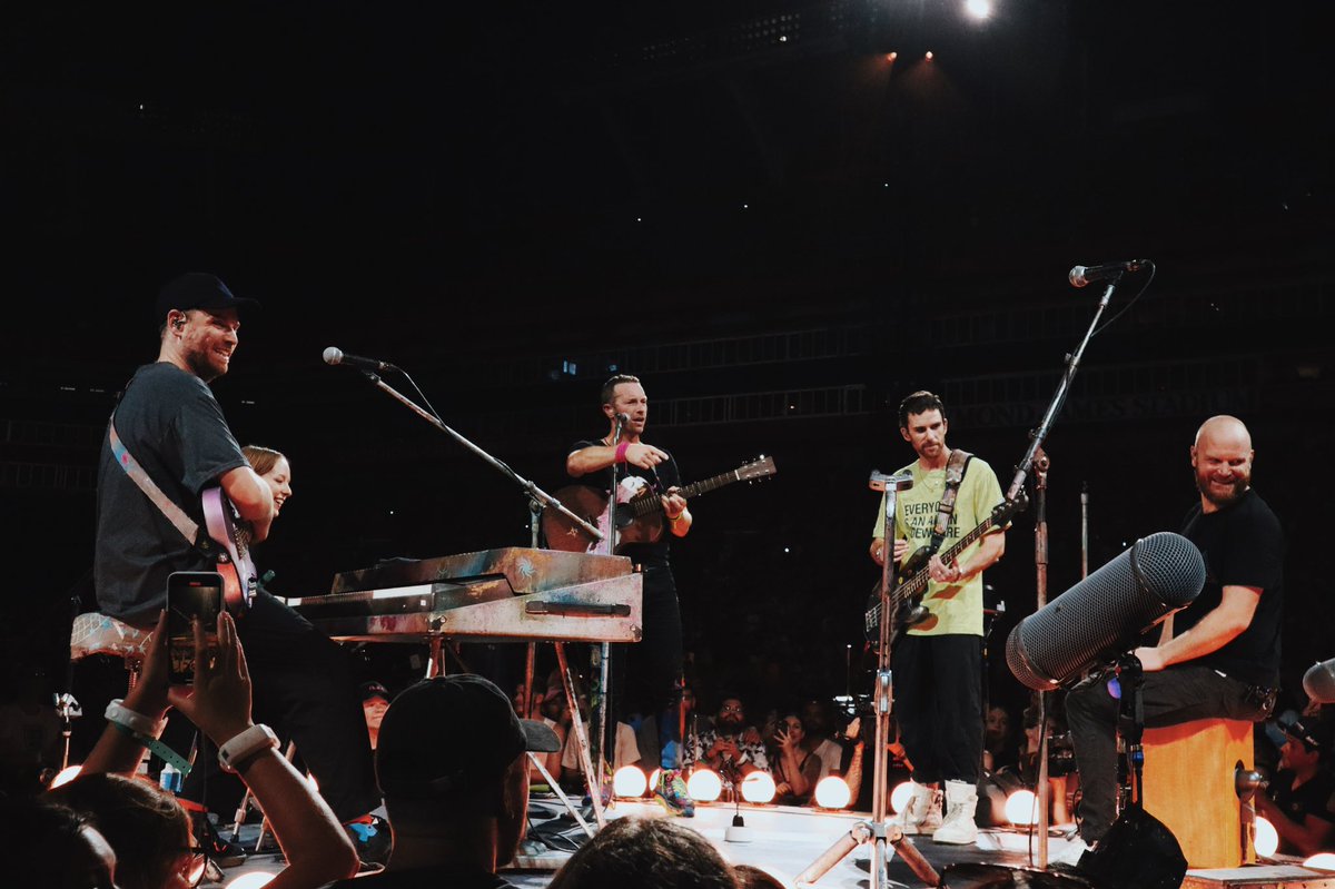ericasadee's tweet photo. @coldplay last night in Tampa, FL. they changed my life in Boston 2016, and they haven’t stopped since. 🥲 https://t.co/5JLMRoLNGO