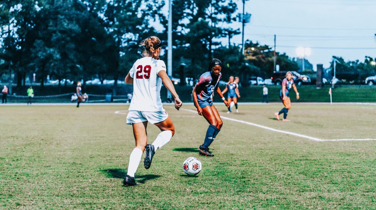LRUWSOC's tweet photo. 1v1 who ya got??? https://t.co/1jmgt9SVKn