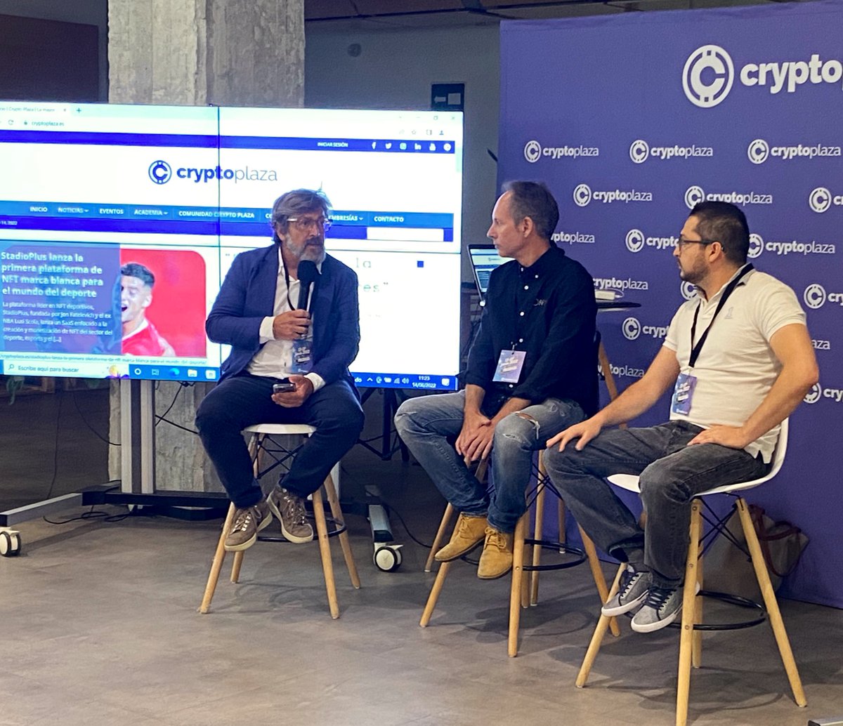 realfundtokens's tweet photo. 🤩 ¡Cómo estamos disfrutando de la #CryptoSummerWeek de @cryptoplaza_es!
💡 Ponencias y #networking en que aflora el inmenso talento de que goza el sector.
🤓 Con participación de Enrique Aznar moderando mesa redonda sobre el #Sandbox y de @josegarciacabal una sobre regulación. https://t.co/9PSCbvfOYY