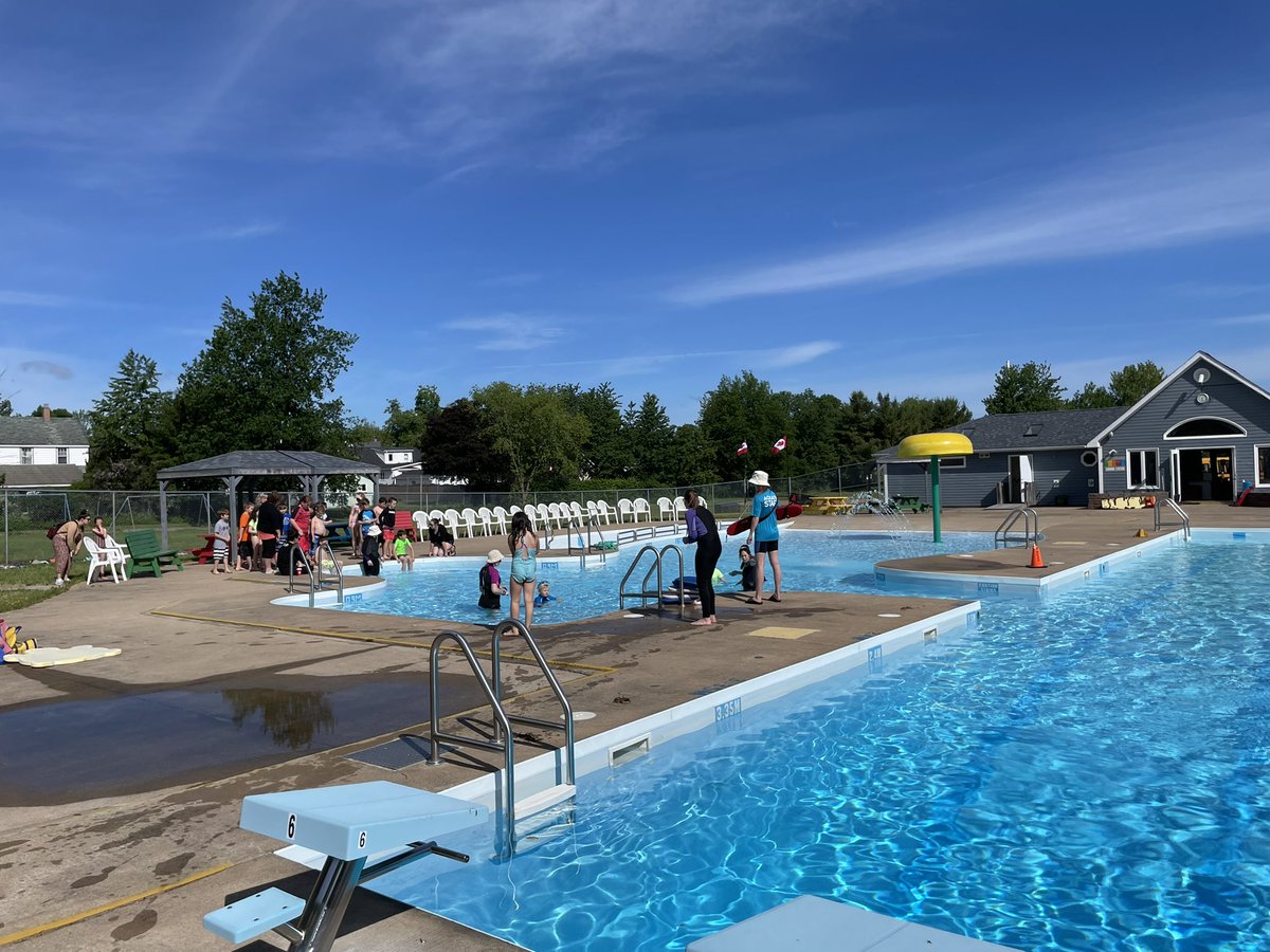 Miss Madden’s and Mrs. Lewis’ students having a blast at the Swim to Survive Program today and learning some important life skills!  Thank you to the awesome instructors and West Hants Rec.! <a href="/RegMunWWH/">West Hants Regional Municipality</a> <a href="/AVRCE_NS/">Annapolis Valley Regional Centre for Education</a>