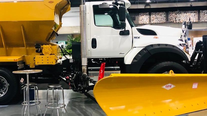 VIRIDIS_env's tweet photo. @VIRIDIS_env est présente au Salon des partenaires de l’Association des directeurs municipaux du Québec. L’événement se déroule au Centre des congrès de Québec, les 15 et 16 juin. Passez nous voir !

#environnement #MRF #économiecirculaire #municipalités https://t.co/cvxtkCgNHT