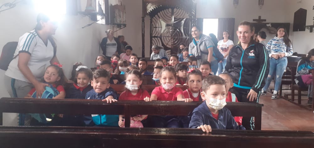 CEI Osito Frontino @MPPEDUCACION <a href="/_LaAvanzadora/">Yelitze Santaella</a> <a href="/RosangelaOrozco/">Rosangela Orozco</a> <a href="/Danielcustodio3/">Daniel Custodio</a> @ZonaEducTachira <a href="/Berzabethg1/">Berzabethgandicaoficial</a> <a href="/Crazet2011/">Crazet2011</a> <a href="/CRAJAUREGUI2/">CRAJAUREGUI</a> Actividad 15/06/2022 Visita a la Capilla de Tadea #Táchira #Jáuregui