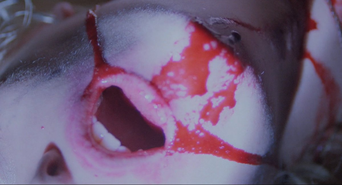 choppingwoodpod's tweet photo. The art of the extreme close-up directed by David Lynch https://t.co/sk2r5yW40L