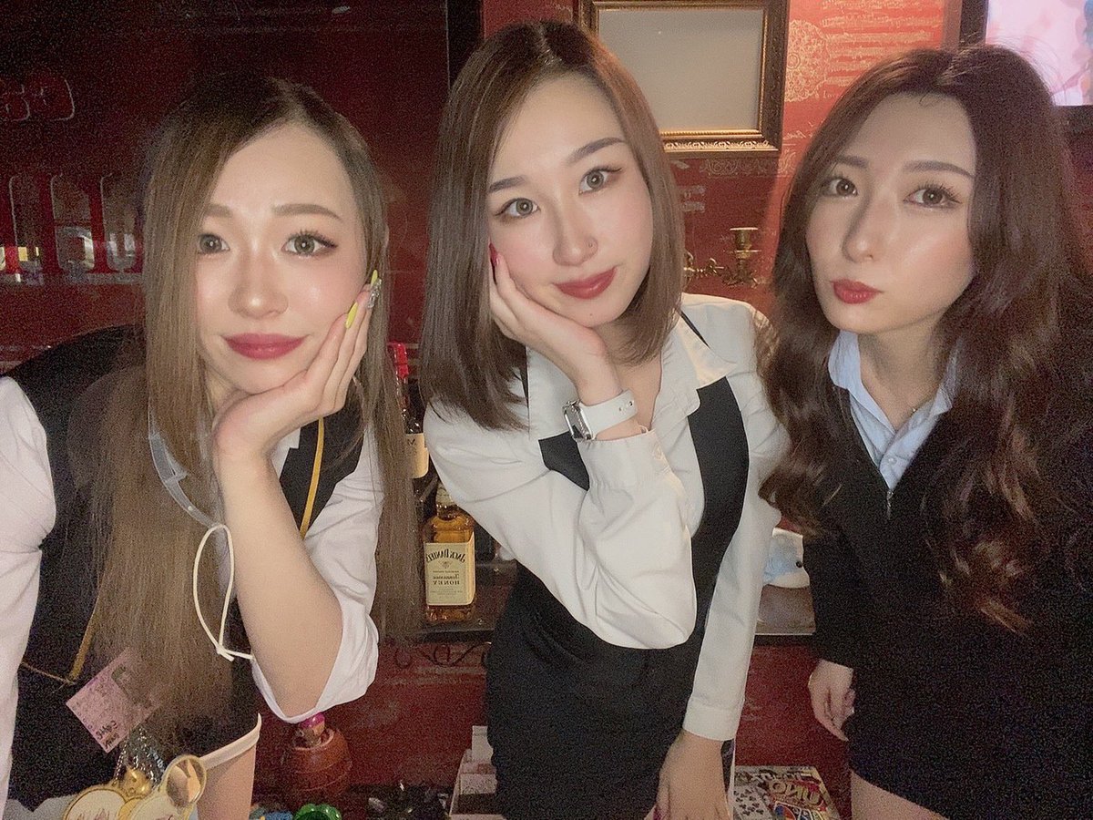AHKAHS1223's tweet photo. お疲れ様でした🥰

 #アーカーズ豊田 #ガールズバー豊田 #お迎え無料 #��の子募集 #求人募集 https://t.co/vDcjbbS6mQ