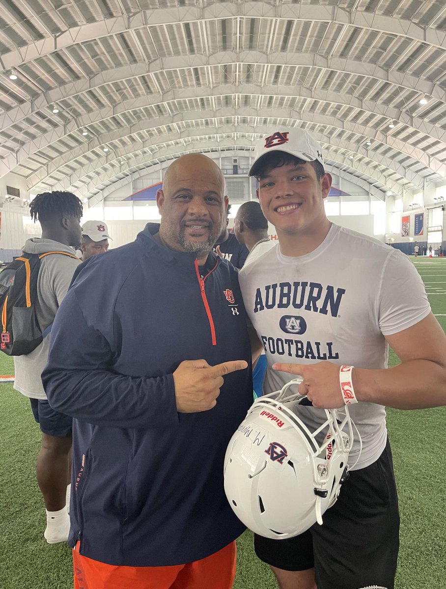 MMuragin's tweet photo. Had a great time competing at Auburn University’s football camp today. Honored to have been chosen as the Defensive Line MVP. Thank you @CoachRoc for the invite! #WDE https://t.co/vLkxvc26XM