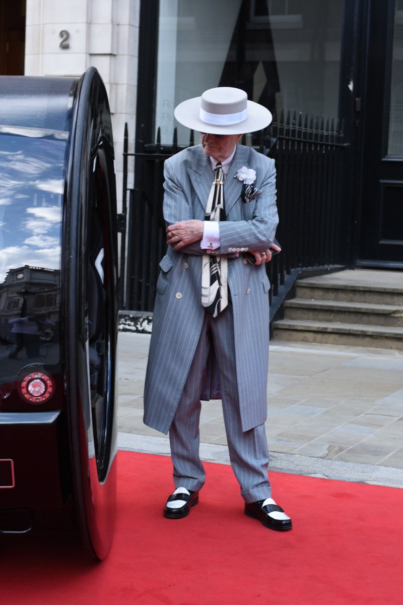 pietro_foto's tweet photo. The ever stylish Soho George seen at the Concours on Savile Row https://t.co/AW35uKYrOZ