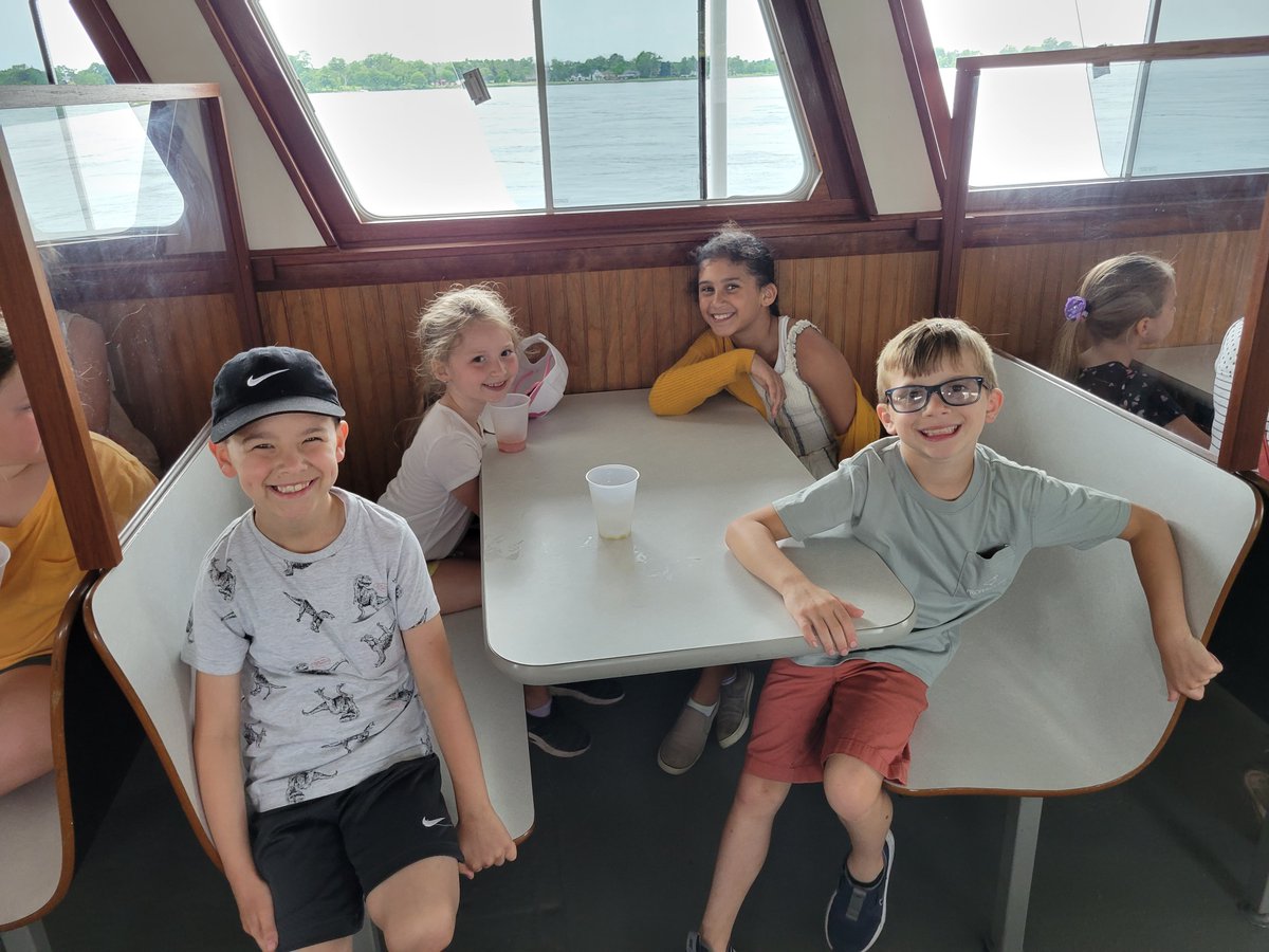 Mrs. Etzel tweet media