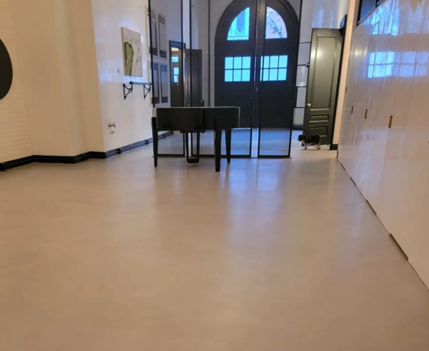 ARDEXAmericas's tweet image. Check out this installation of ARDEX SD-M by @florkraftdesign! 😍 ARDEX SD-M provided a smooth, permanent, and durable finish for this space. #ARDEXAmericas #SystemSolutions #Resurfacing