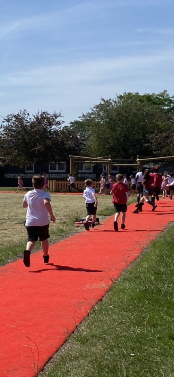 ourFABschool's tweet image. None of us predicted how far our children could travel when we opened our new Daily Mile Track today. Predictions ranged from 1 mile to 250 miles. The children smashed it out of the park with a grand total of 1199 miles between them! #fun #fitness #playtimes 
@trustilluminate