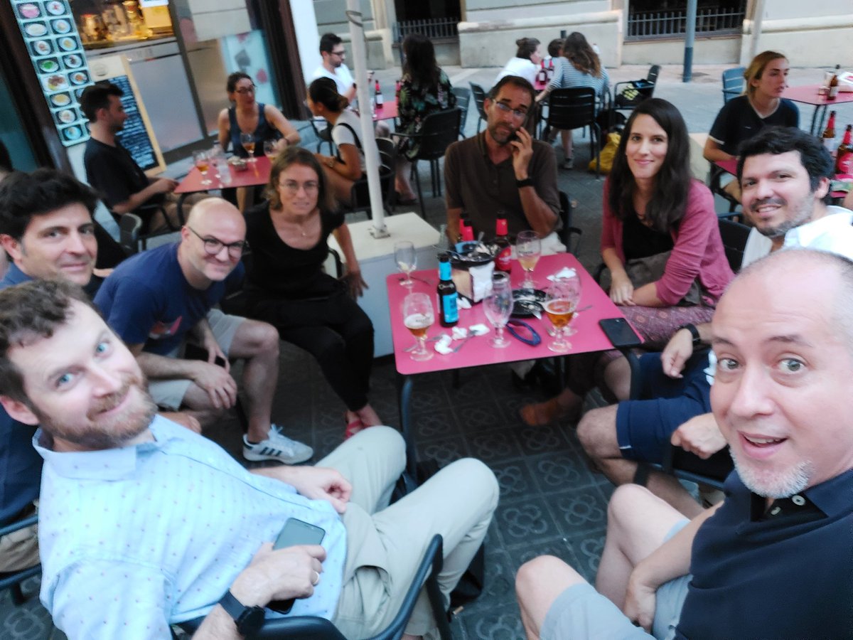 Avui ens hem reunit alguns gubimcaters per parlar de BIM i altres coses 😃
#BIMBeerBCN summer edition <a href="/gubimcat/">Grup Usuaris BIM Cat</a>